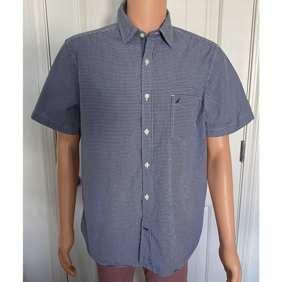 Nautica Men's Shirt LARGE Navy Blue White Short Sleeve Cotton - Picture 1 of 7